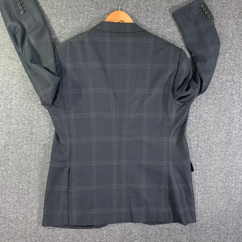 Isaia pre owned